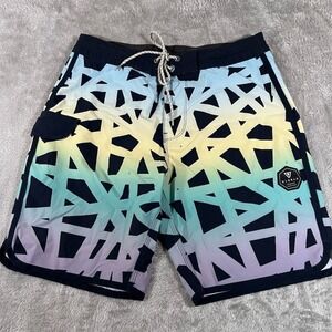 Vissla Boardshorts Mens Size 30 Multicolor Geometric‎ 7" Inseam Surfing Quickdry